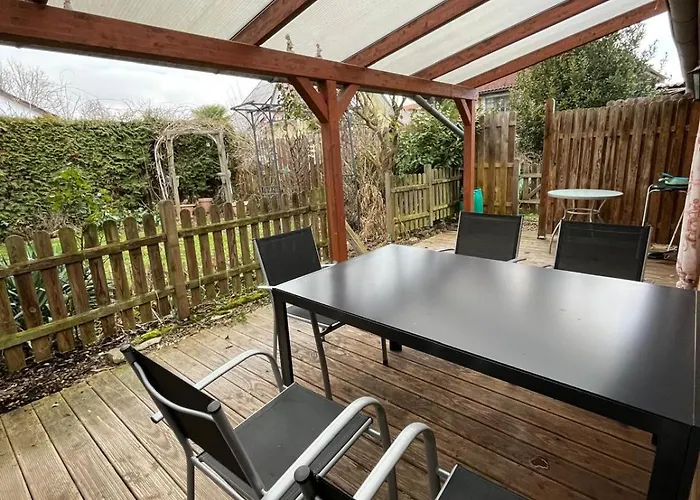 Modernes Boardinghouse Mit Garten Und Terrasse In Offenburg-bohlsbach Apartment